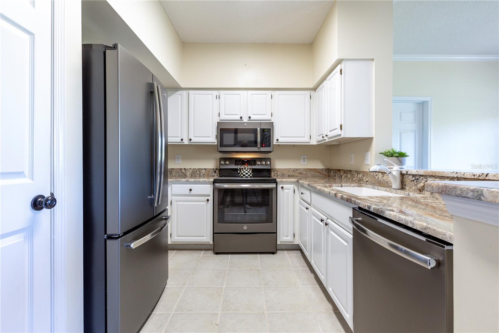 10000 SW 52ND AVE #124, GAINESVILLE, FL, 32608