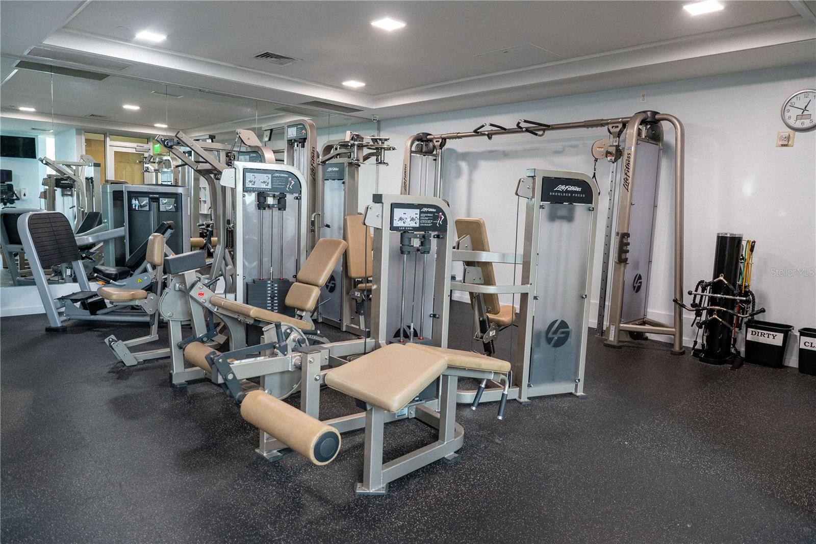 1350 MAIN ST #200, SARASOTA, FL, 34236