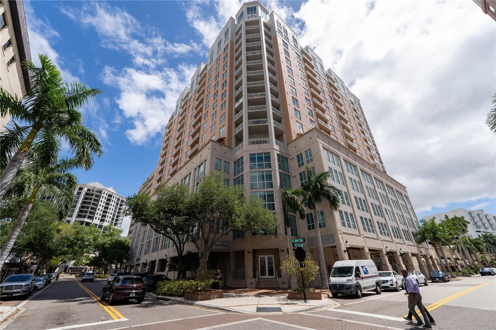 1350 MAIN ST #200, SARASOTA, FL, 34236