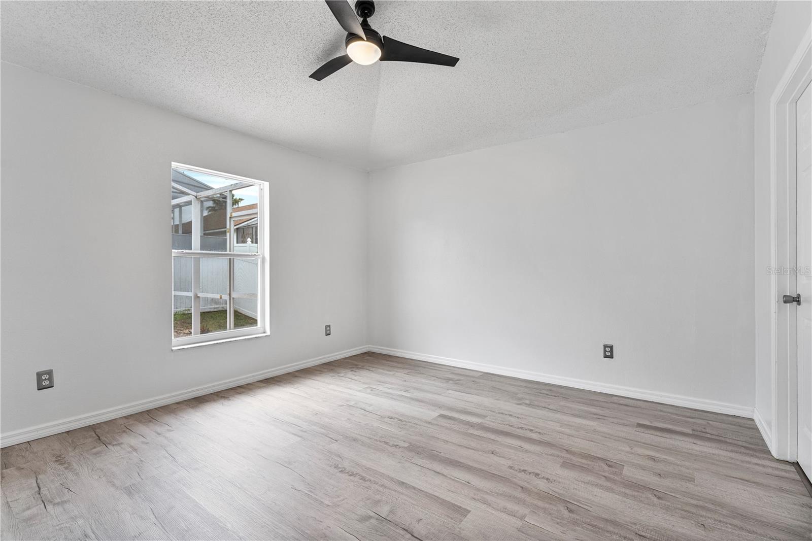 425 PINE CONE DR, DAVENPORT, FL, 33897