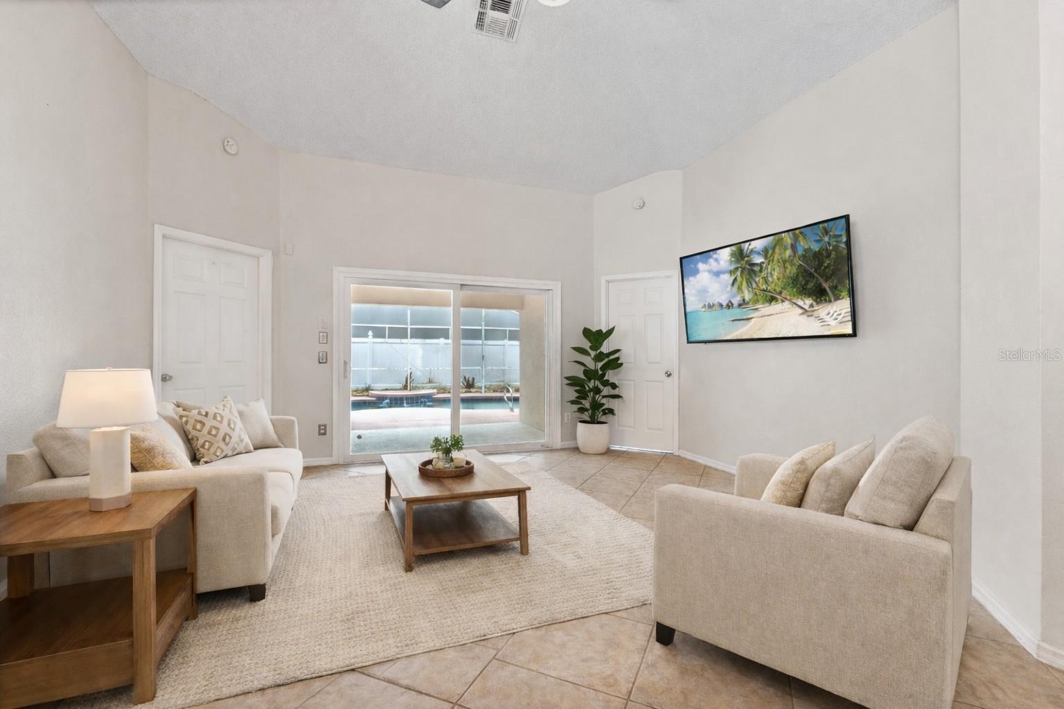 425 PINE CONE DR, DAVENPORT, FL, 33897