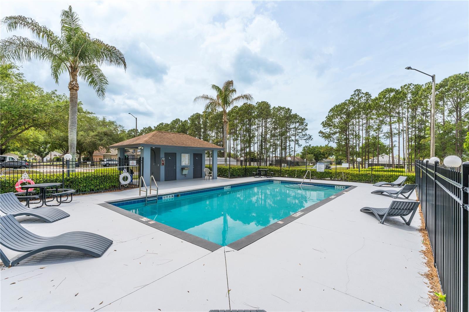 425 PINE CONE DR, DAVENPORT, FL, 33897