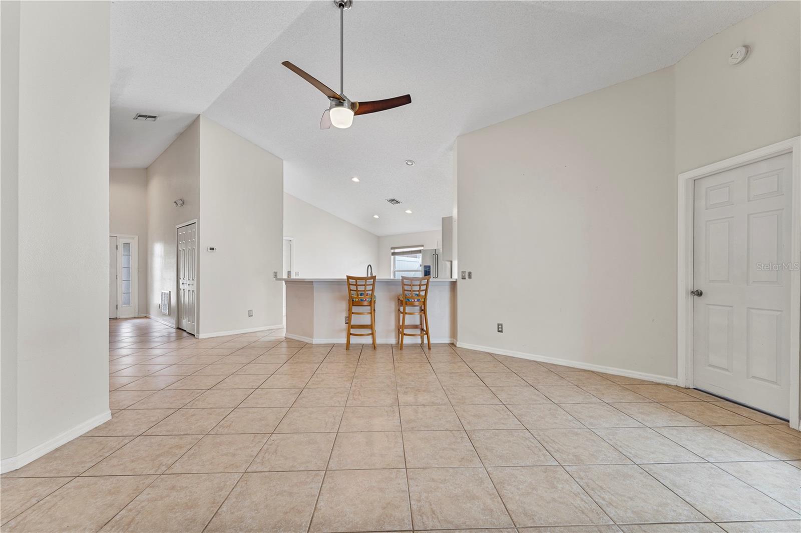425 PINE CONE DR, DAVENPORT, FL, 33897