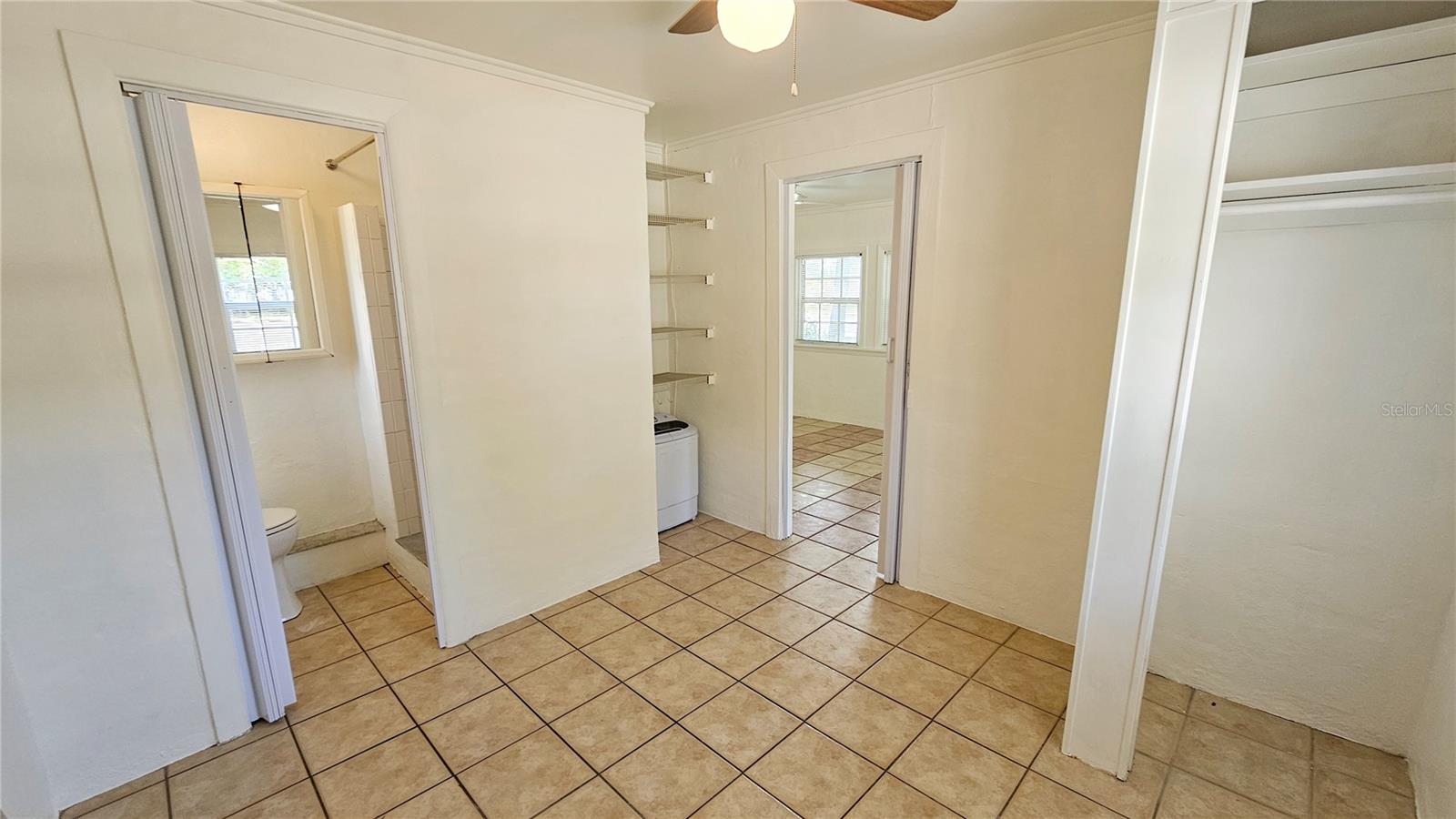 15 N MANGO ST W, ENGLEWOOD, FL, 34223