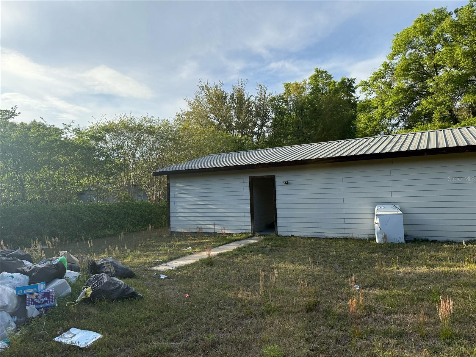 8049 BLOUNTSTOWN HWY, TALLAHASSEE, FL, 32310