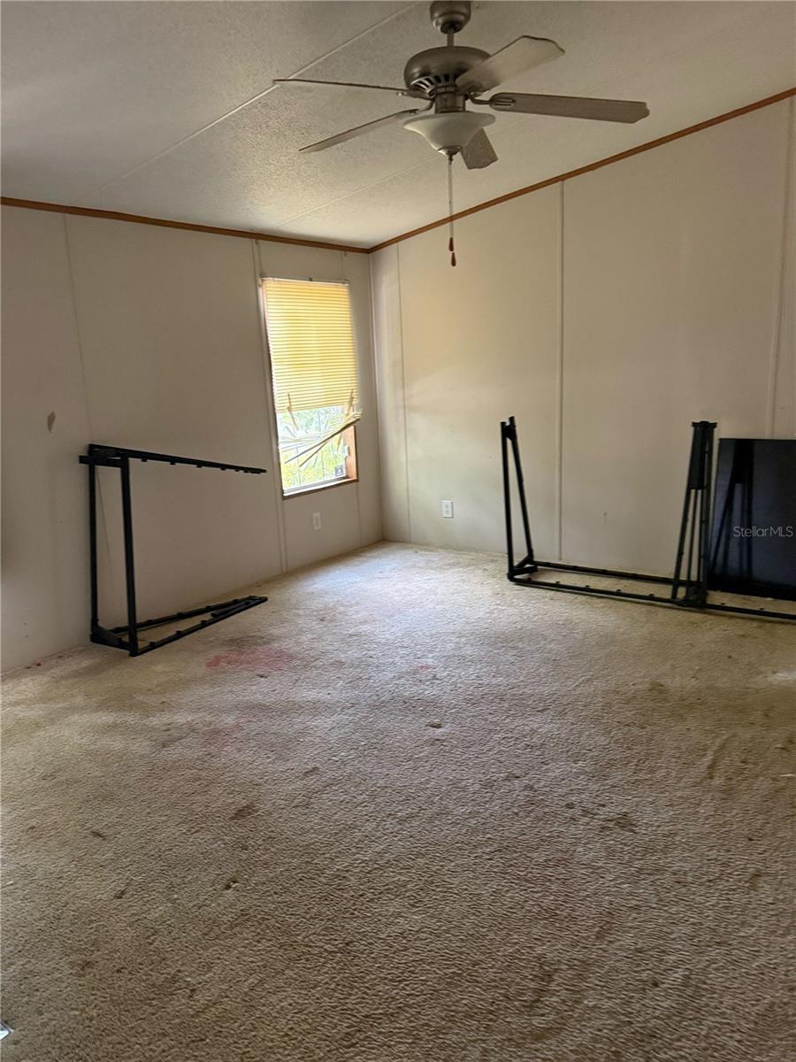 8049 BLOUNTSTOWN HWY, TALLAHASSEE, FL, 32310