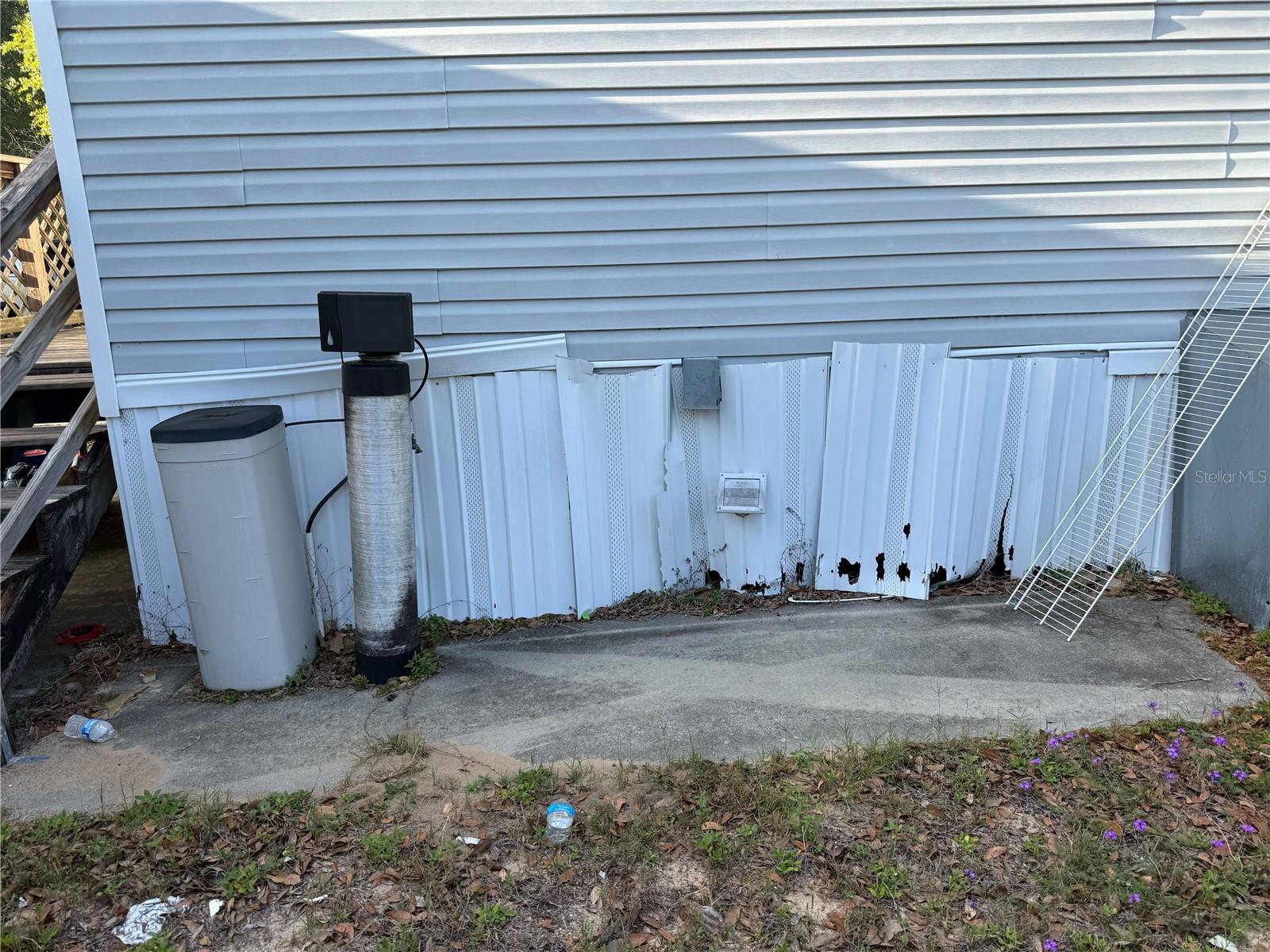 8049 BLOUNTSTOWN HWY, TALLAHASSEE, FL, 32310