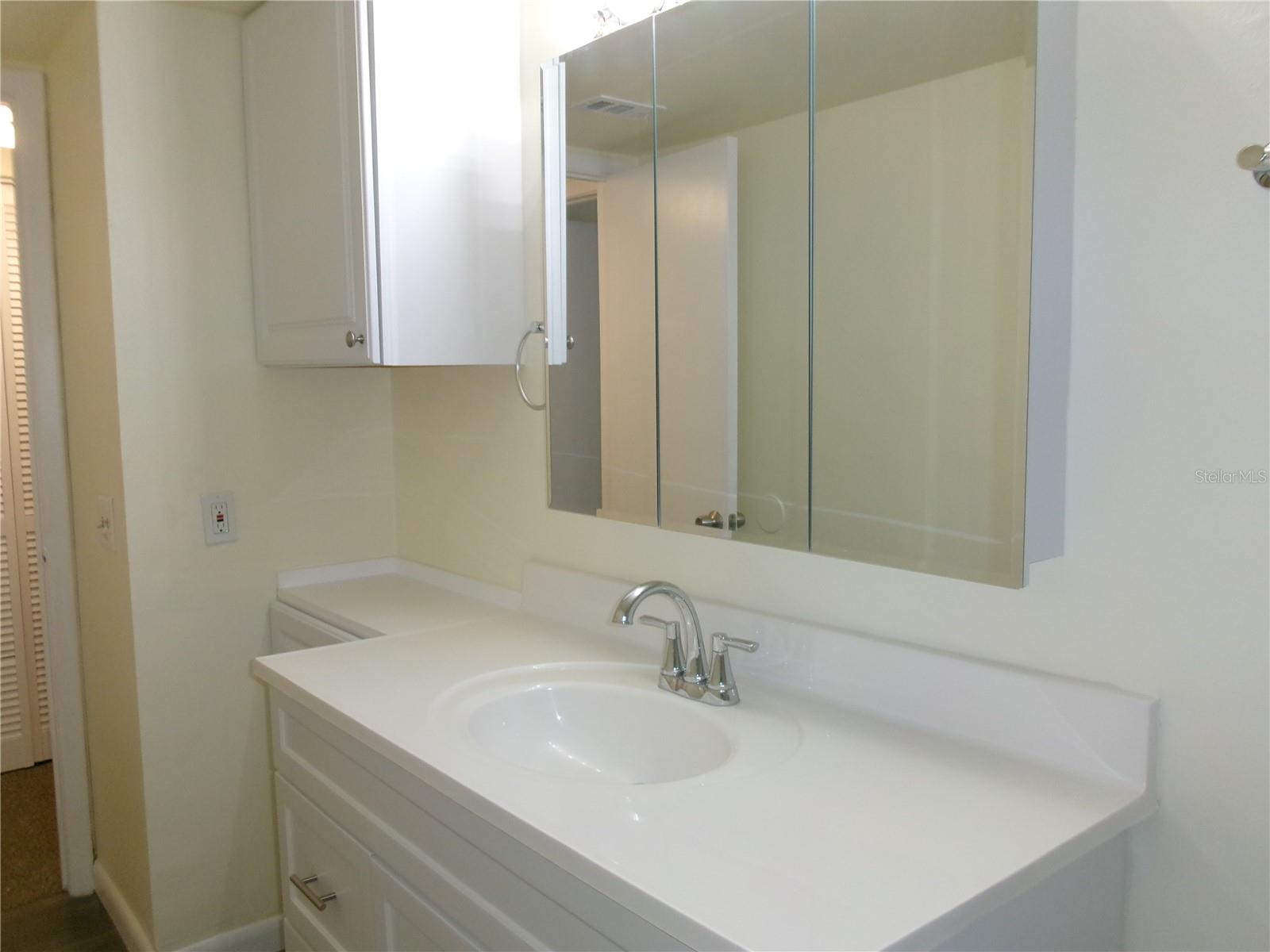 GOLDEN GATE CONDO, ST PETERSBURG, FL, 33714