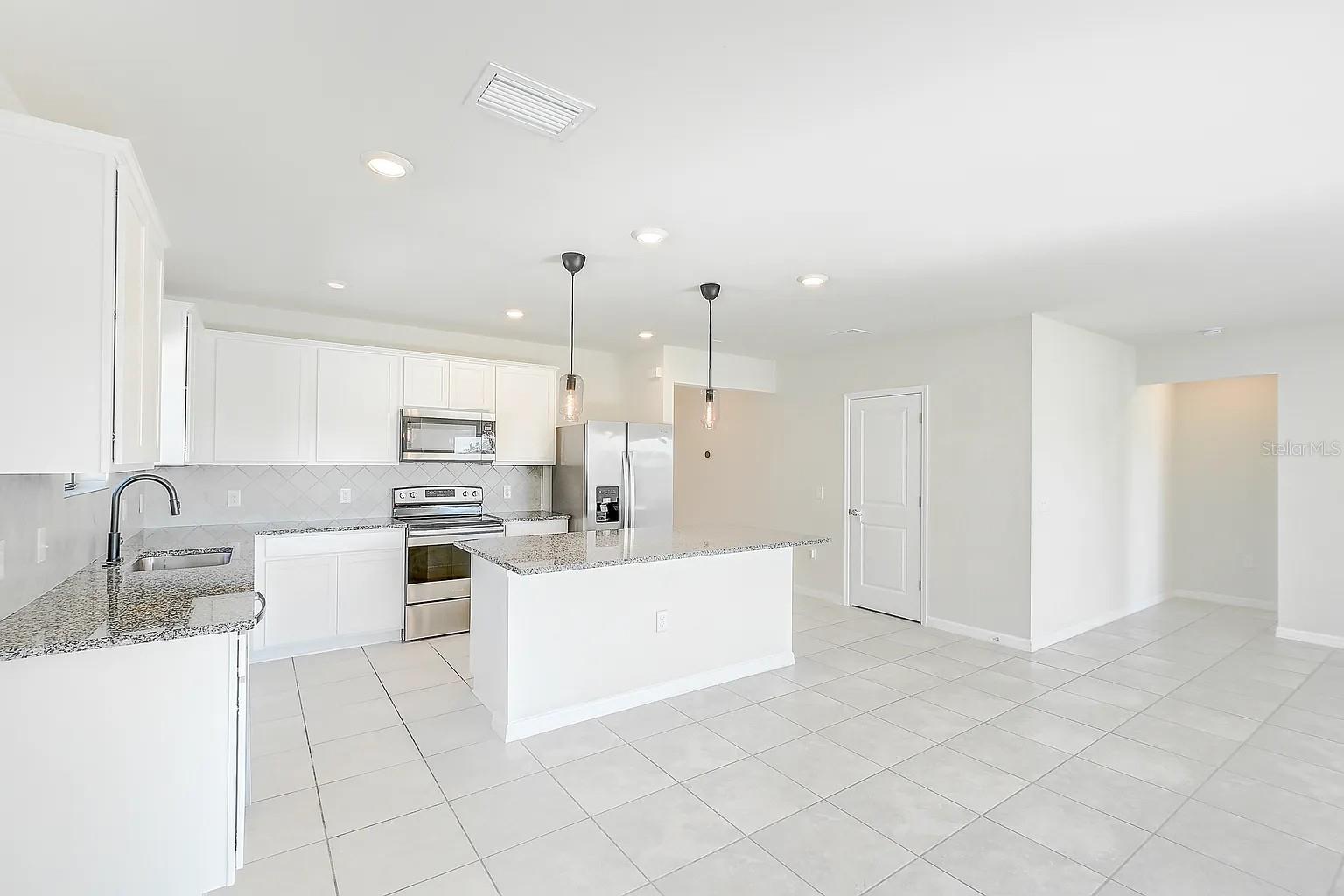 10820 MARLBERRY WAY, NORTH FORT MYERS, FL, 33917