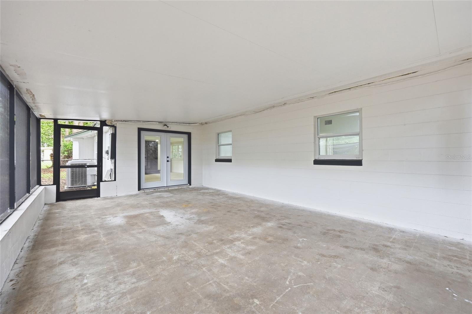 2817 TOURAINE AVE, ORLANDO, FL, 32812