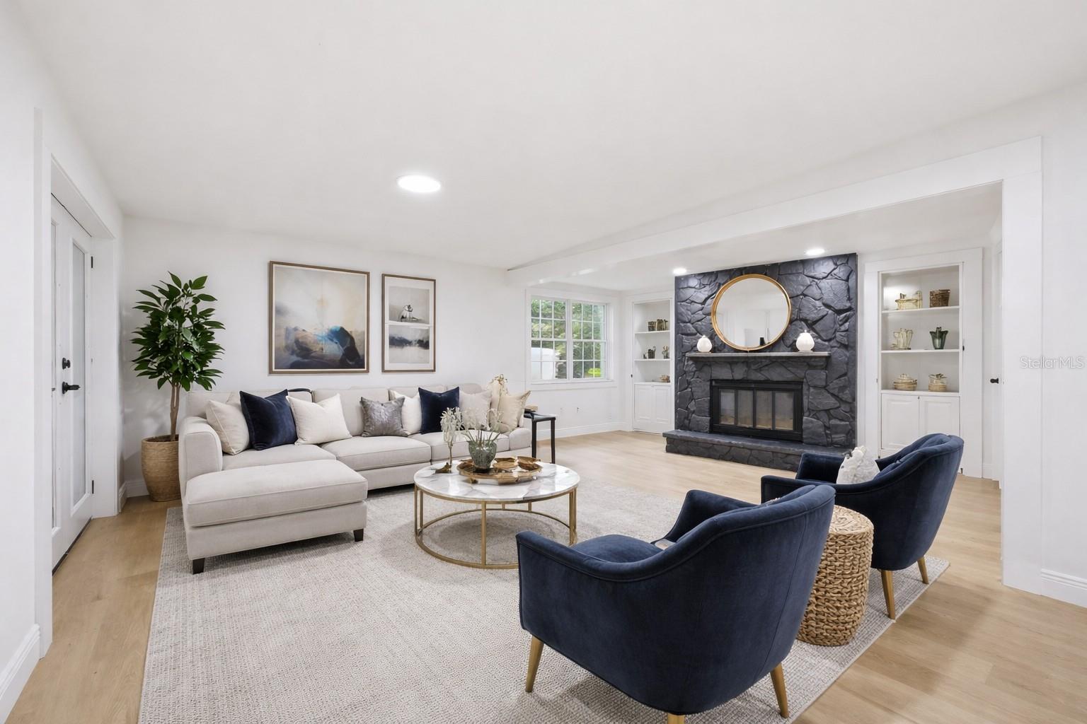 2817 TOURAINE AVE, ORLANDO, FL, 32812