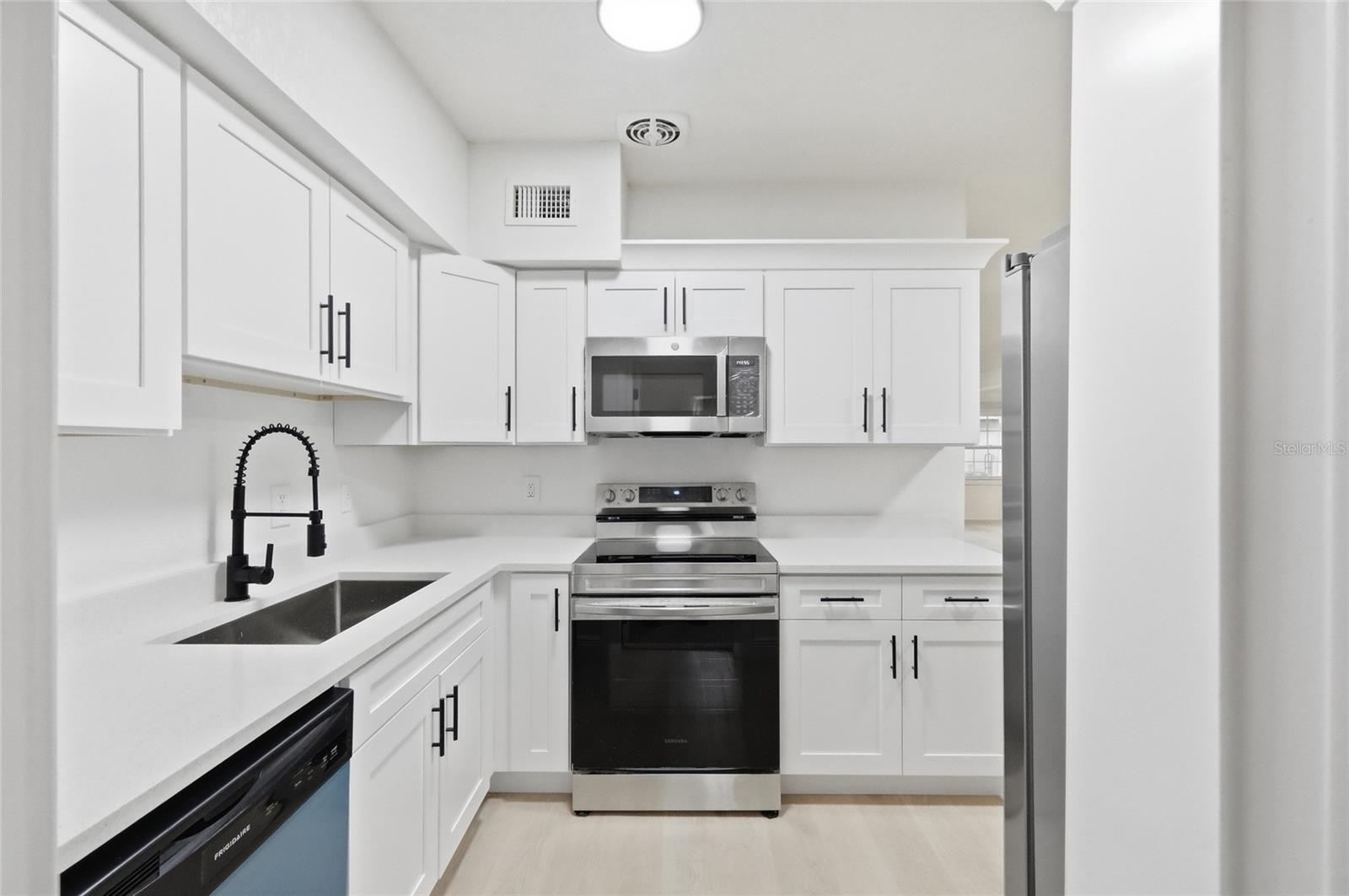 2817 TOURAINE AVE, ORLANDO, FL, 32812