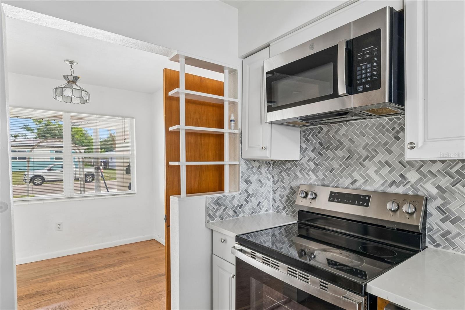 1226 MAGNOLIA DR, CLEARWATER, FL, 33756