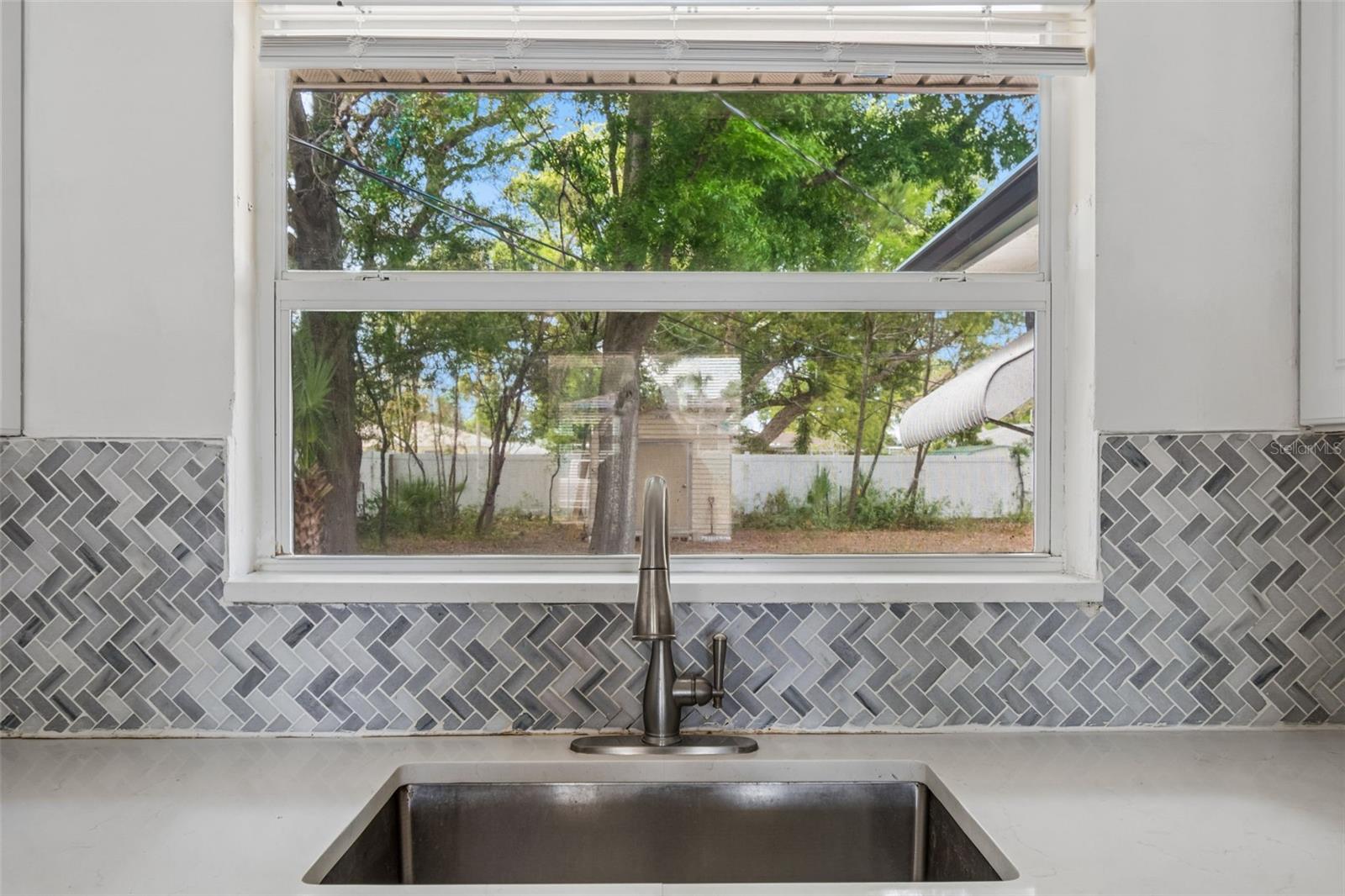 1226 MAGNOLIA DR, CLEARWATER, FL, 33756