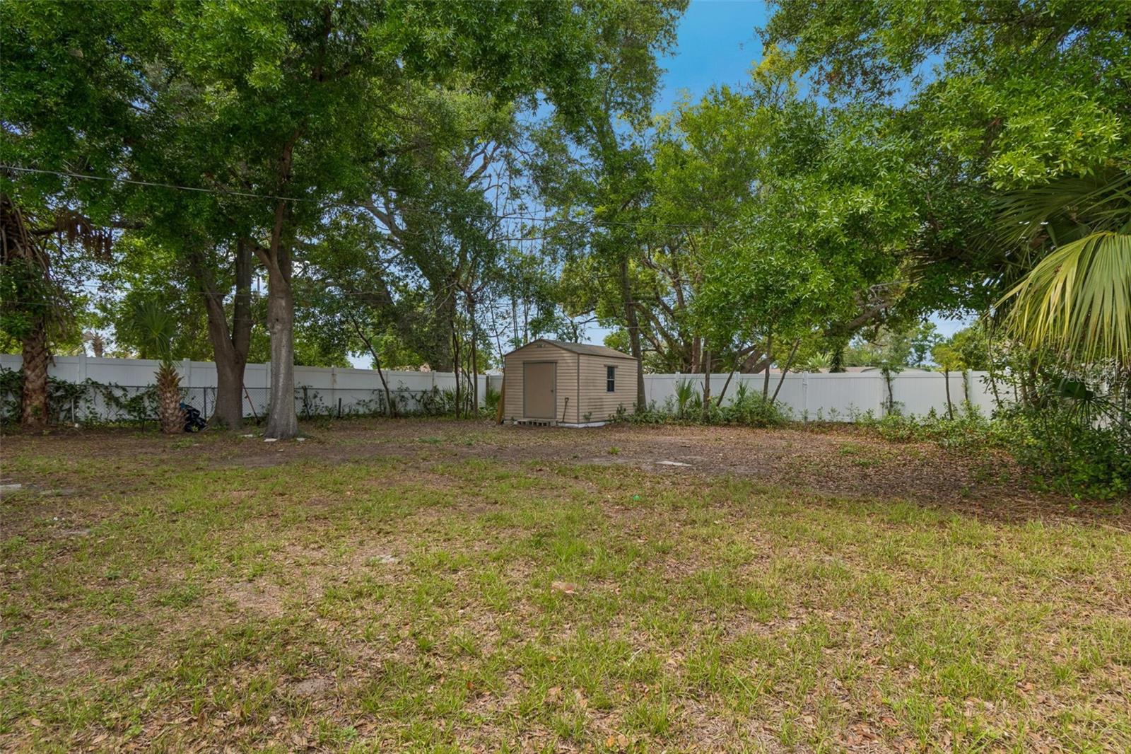 1226 MAGNOLIA DR, CLEARWATER, FL, 33756