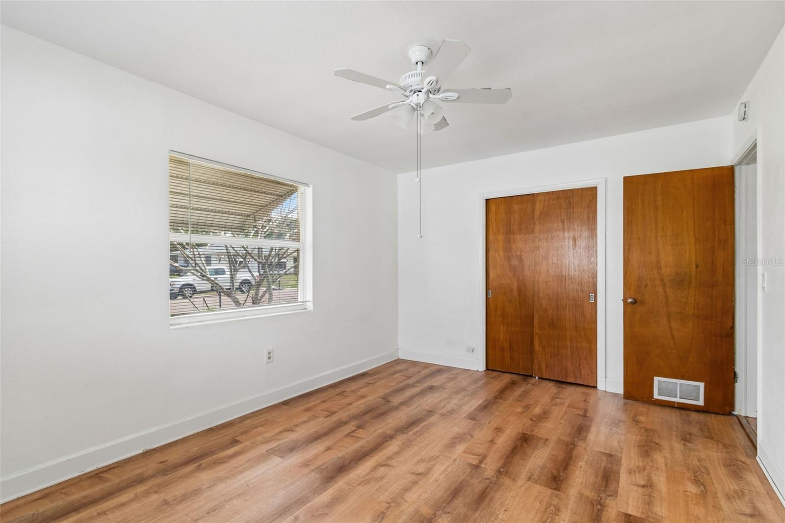 1226 MAGNOLIA DR, CLEARWATER, FL, 33756