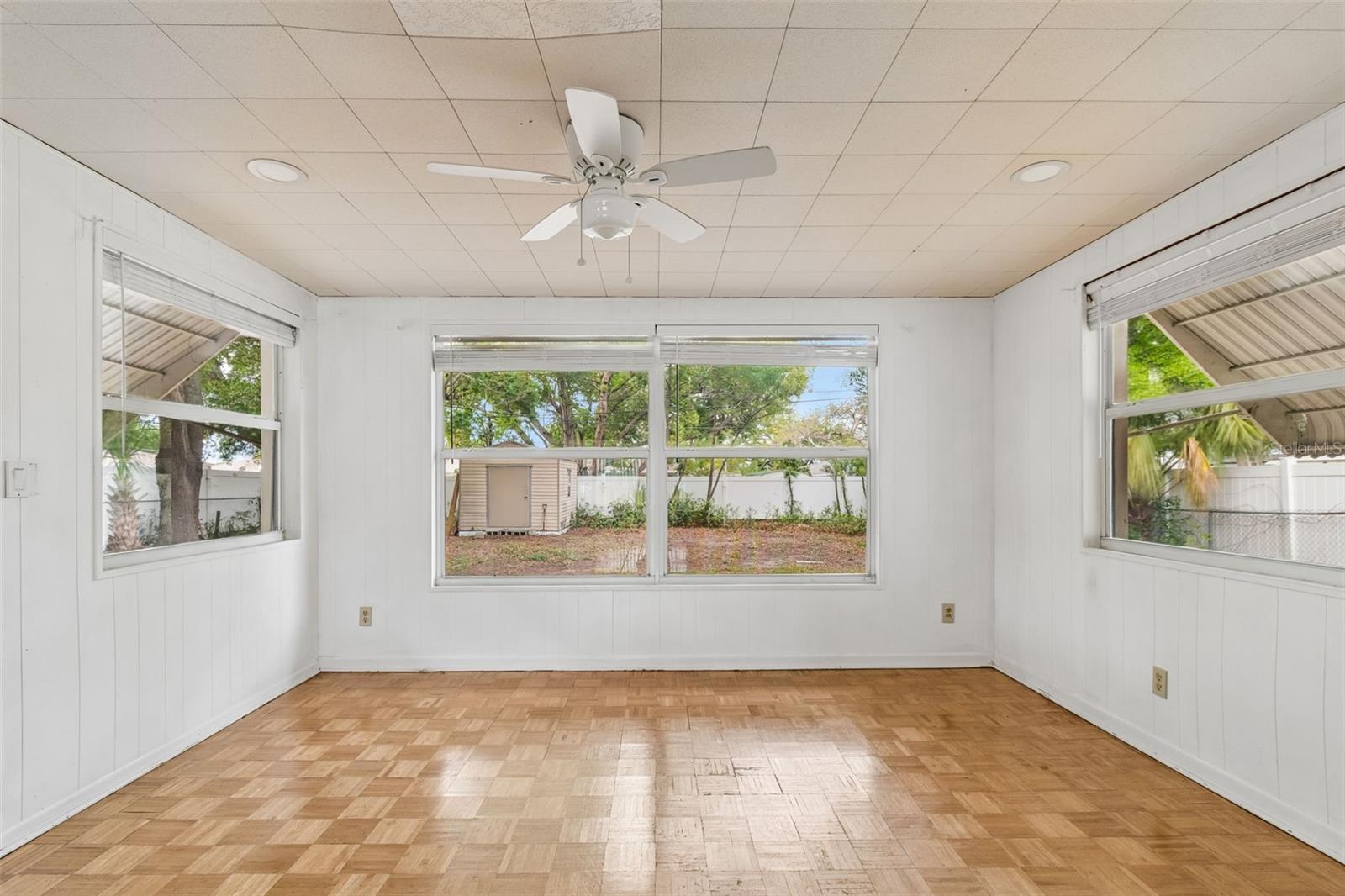 1226 MAGNOLIA DR, CLEARWATER, FL, 33756