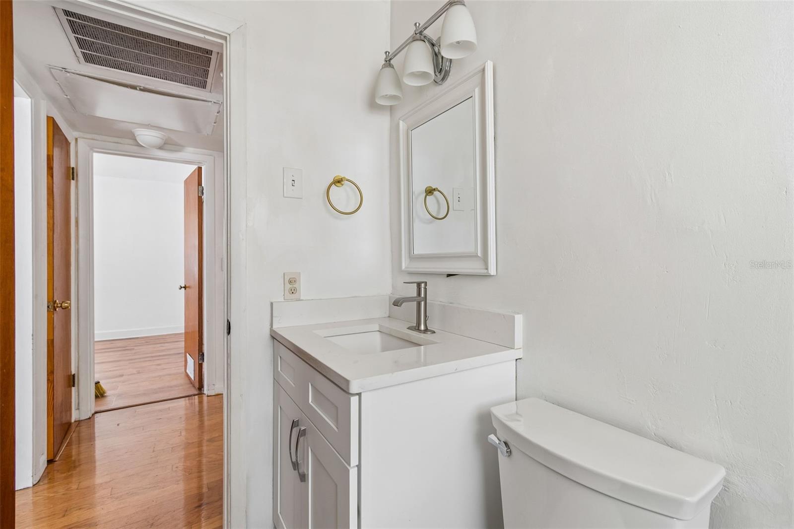 1226 MAGNOLIA DR, CLEARWATER, FL, 33756