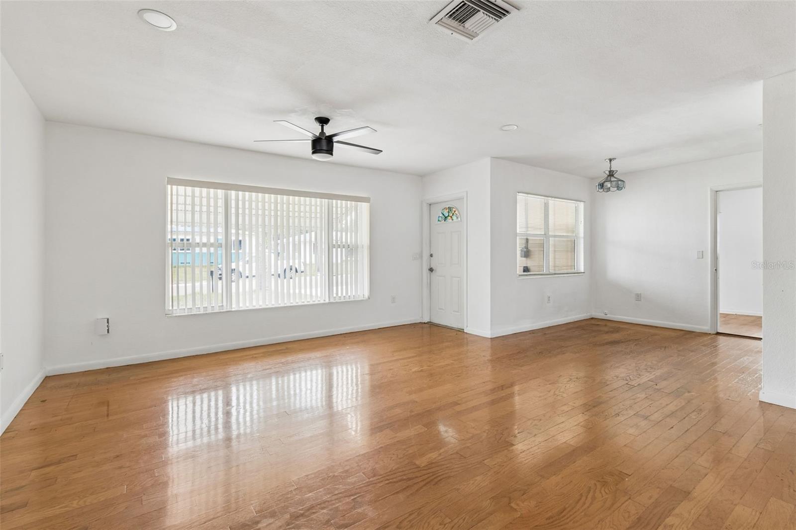 1226 MAGNOLIA DR, CLEARWATER, FL, 33756