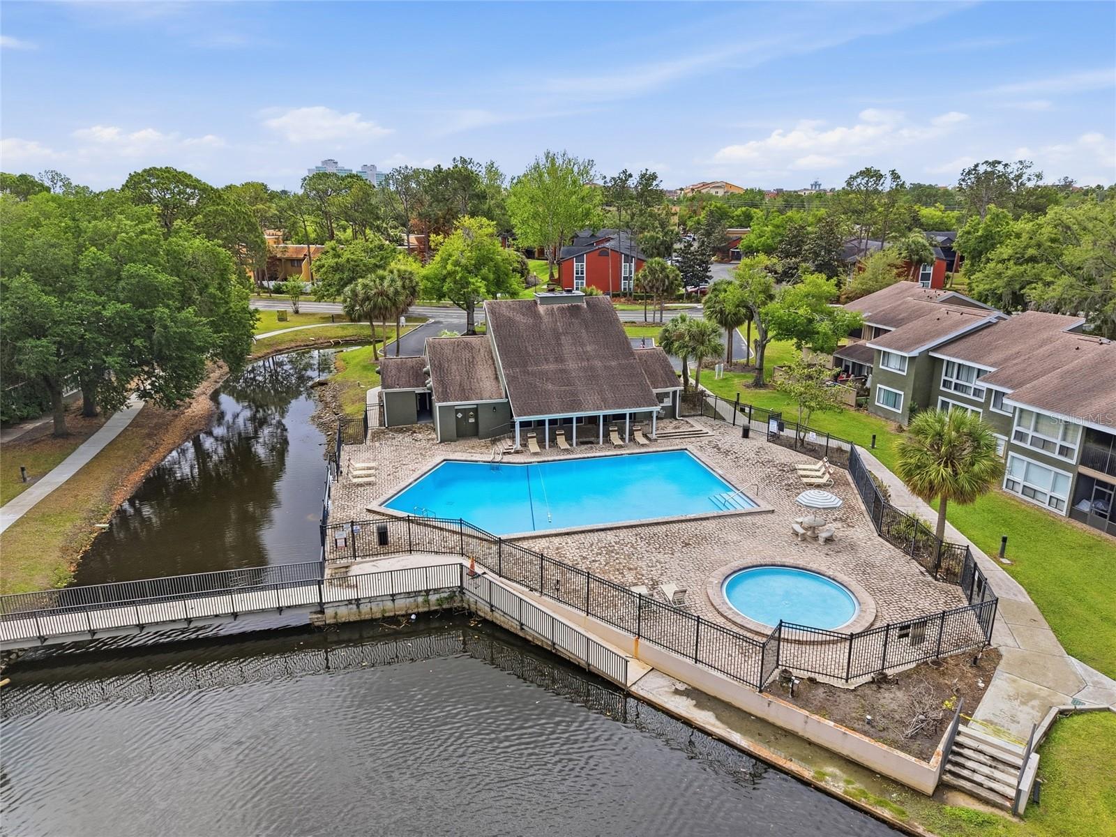 6060 PEREGRINE AVE #17E, ORLANDO, FL, 32819