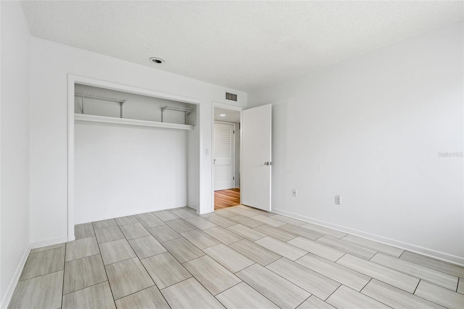 6060 PEREGRINE AVE #17E, ORLANDO, FL, 32819