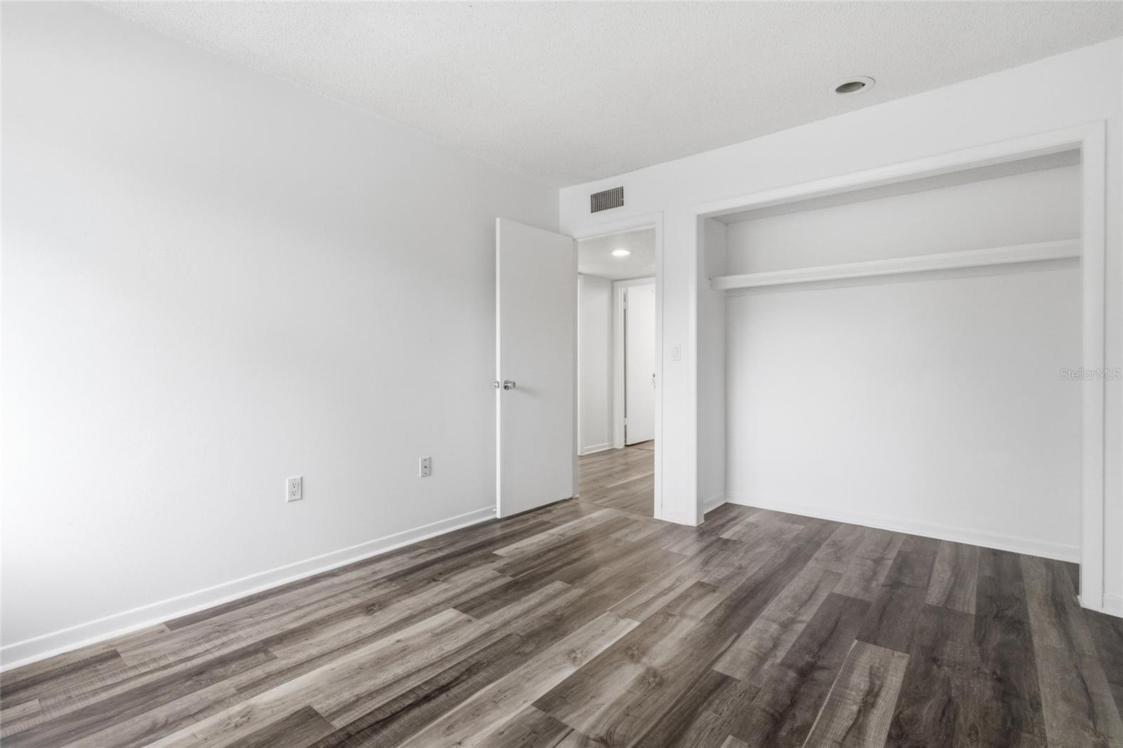 6060 PEREGRINE AVE #17E, ORLANDO, FL, 32819