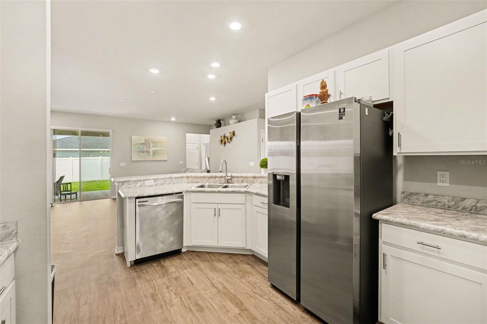 1126 SECOND DR, EAGLE LAKE, FL, 33839