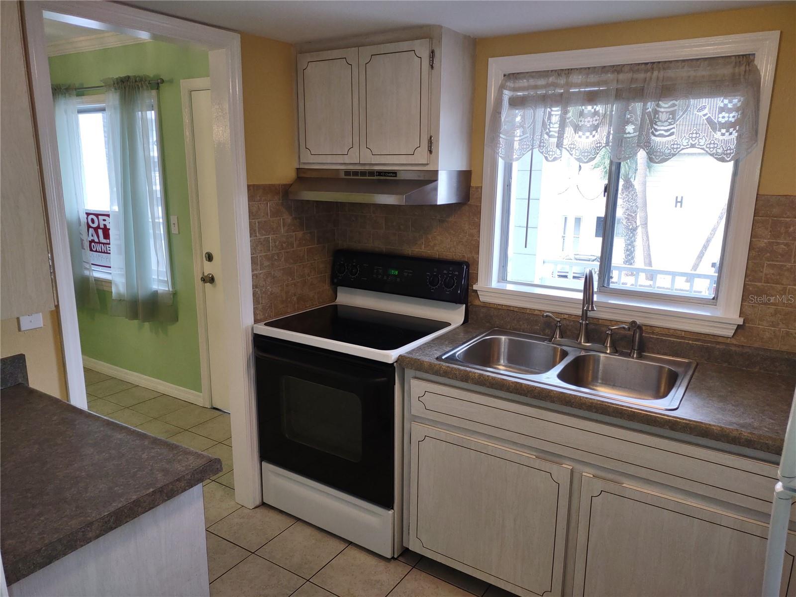 1566 PLEASANT RD #J24, BRADENTON, FL, 34207