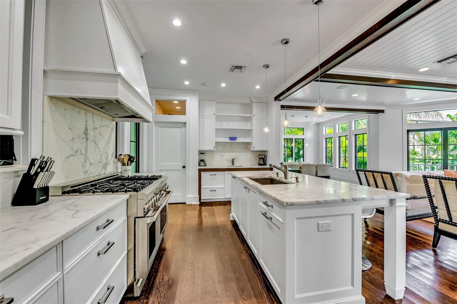 103 PARK AVE, ANNA MARIA, FL, 34216