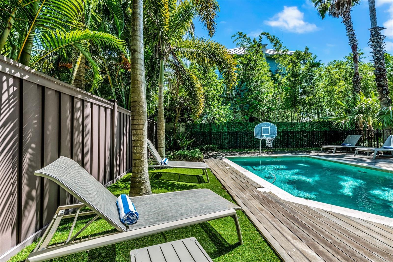 103 PARK AVE, ANNA MARIA, FL, 34216