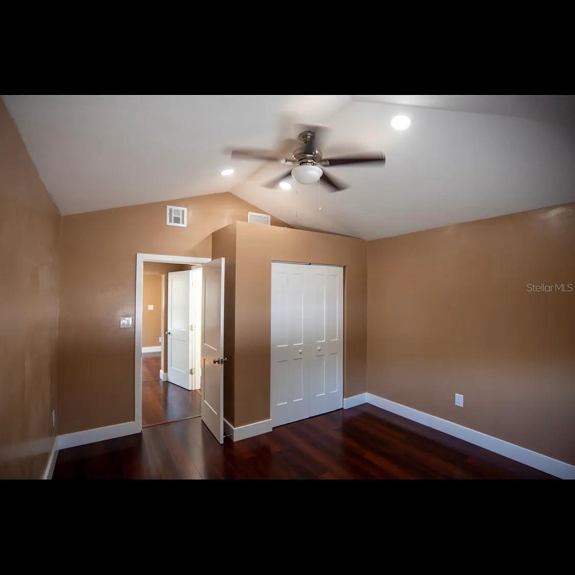 1329 34TH AVE N, ST PETERSBURG, FL, 33704