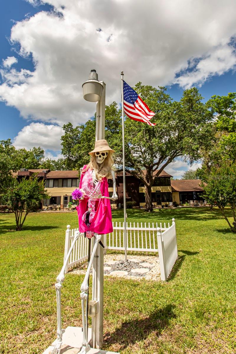 513 FAIRWAYS CIR #B, OCALA, FL, 34472