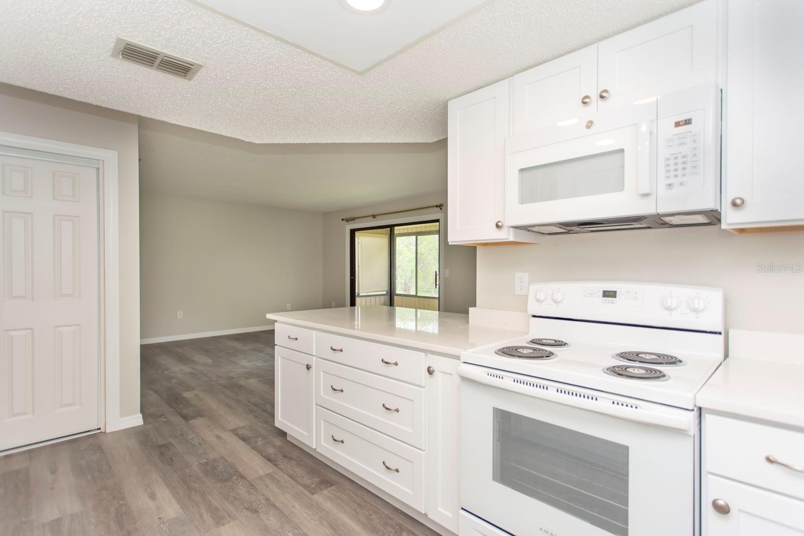 513 FAIRWAYS CIR #B, OCALA, FL, 34472