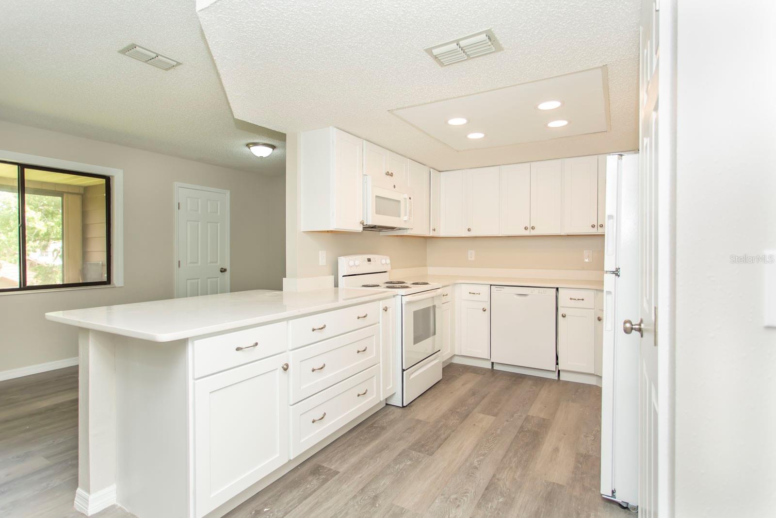 513 FAIRWAYS CIR #B, OCALA, FL, 34472