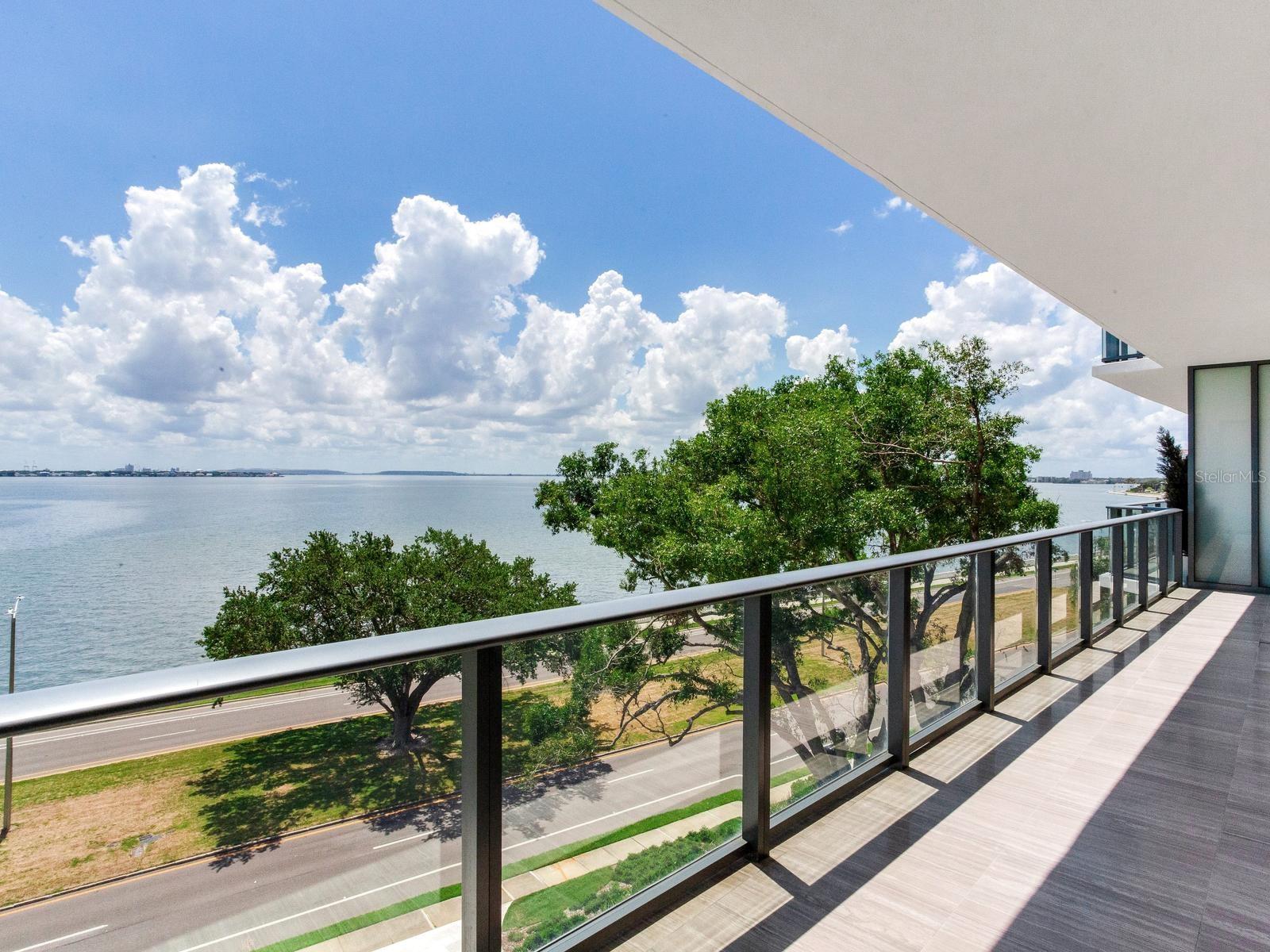 3101 W BAYSHORE BLVD #402, TAMPA, FL, 33629