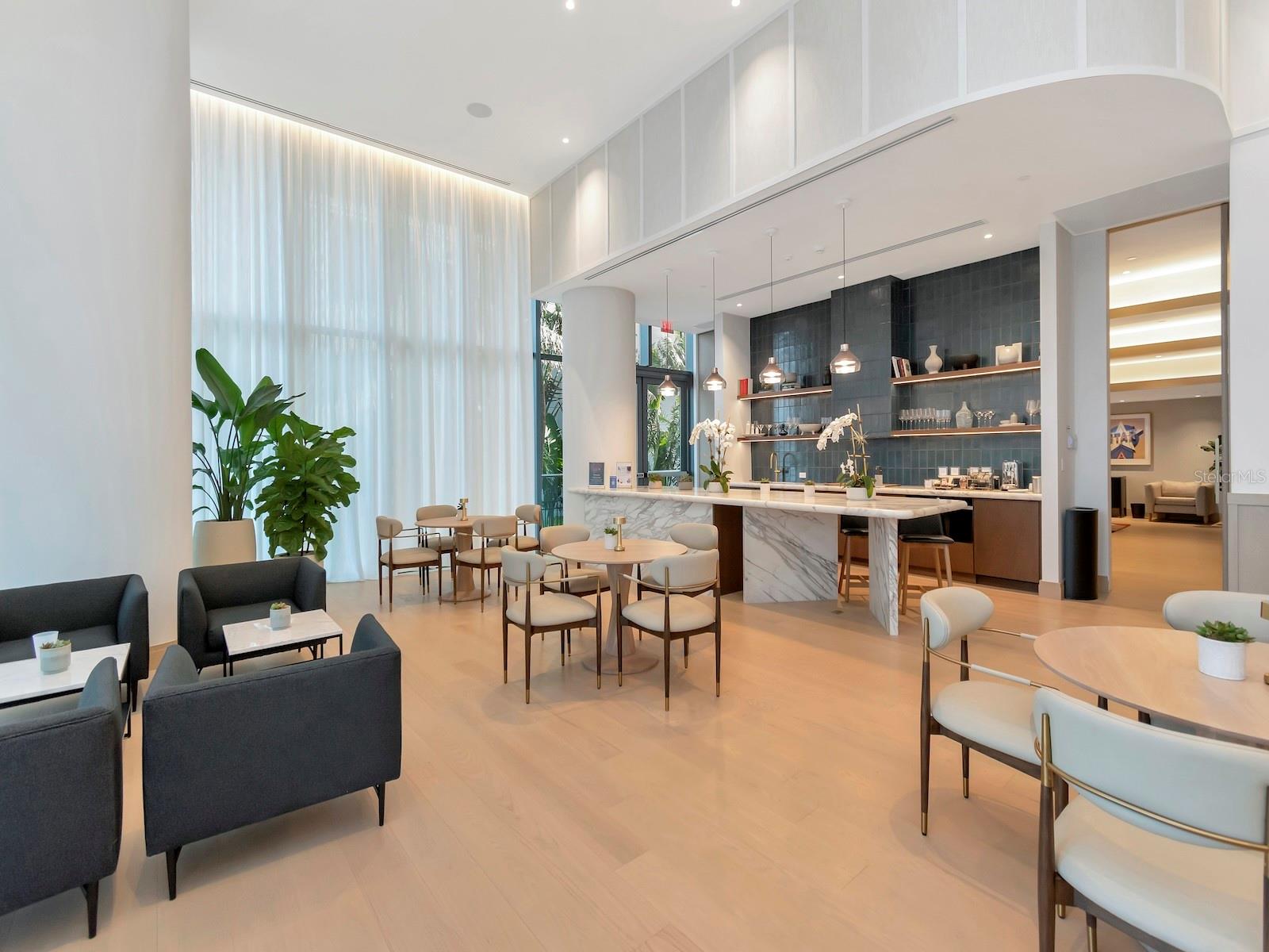3101 W BAYSHORE BLVD #402, TAMPA, FL, 33629