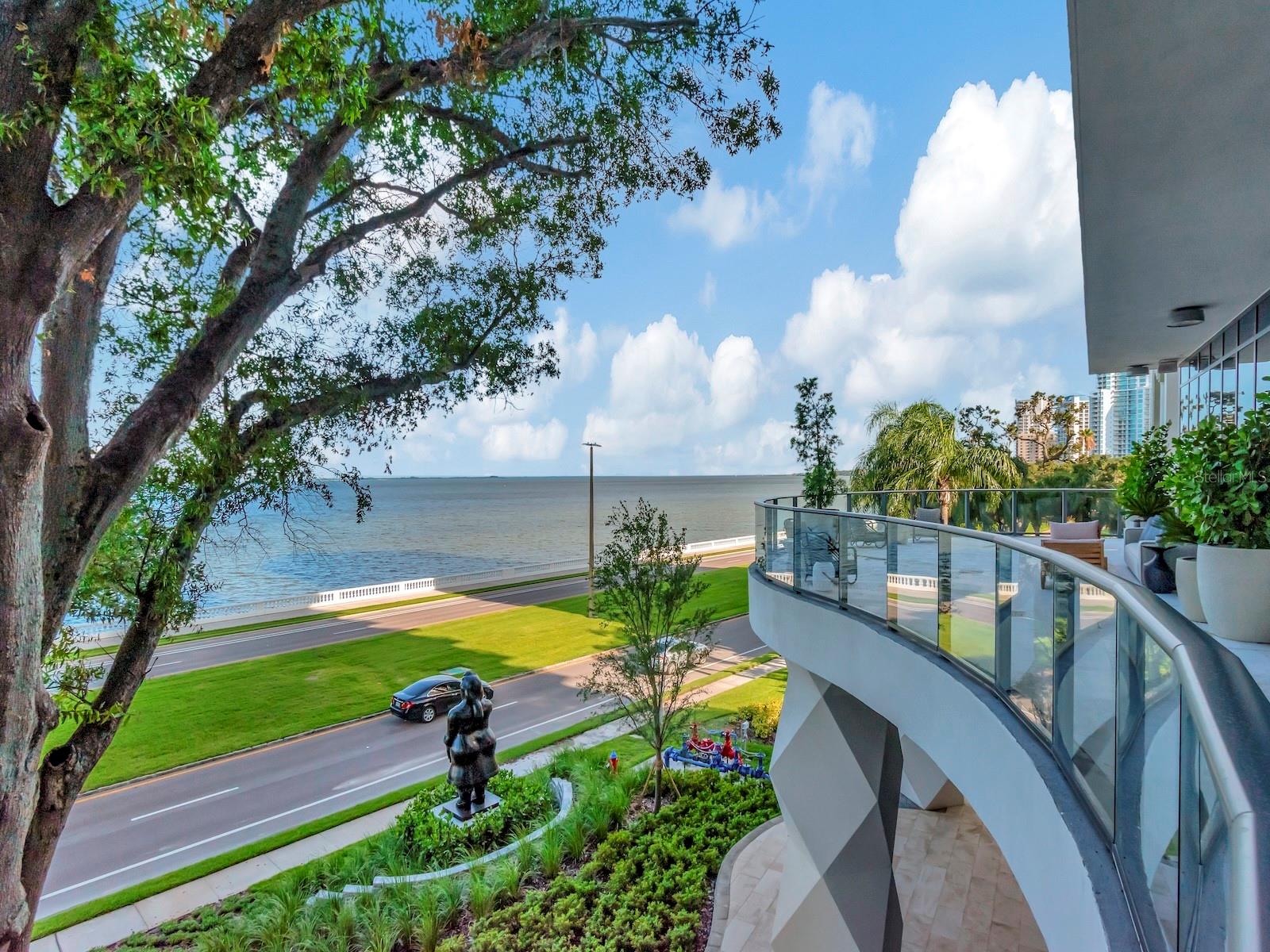 3101 W BAYSHORE BLVD #402, TAMPA, FL, 33629