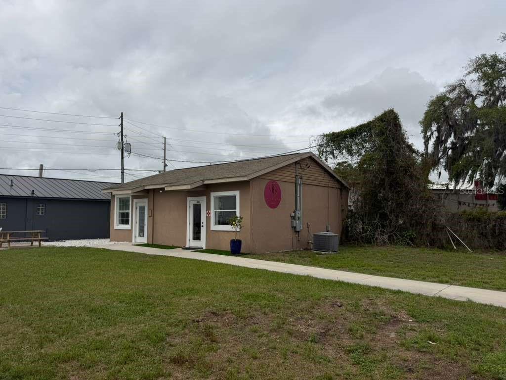 332 S MAIN ST, WILDWOOD, FL, 34785