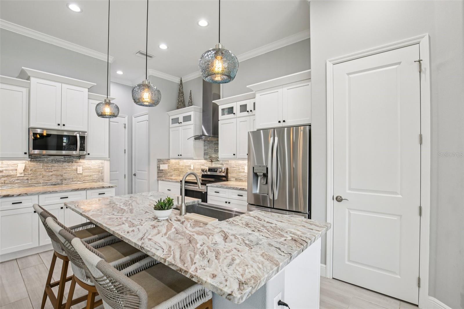 9613 MIAMI CIR, PORT CHARLOTTE, FL, 33981