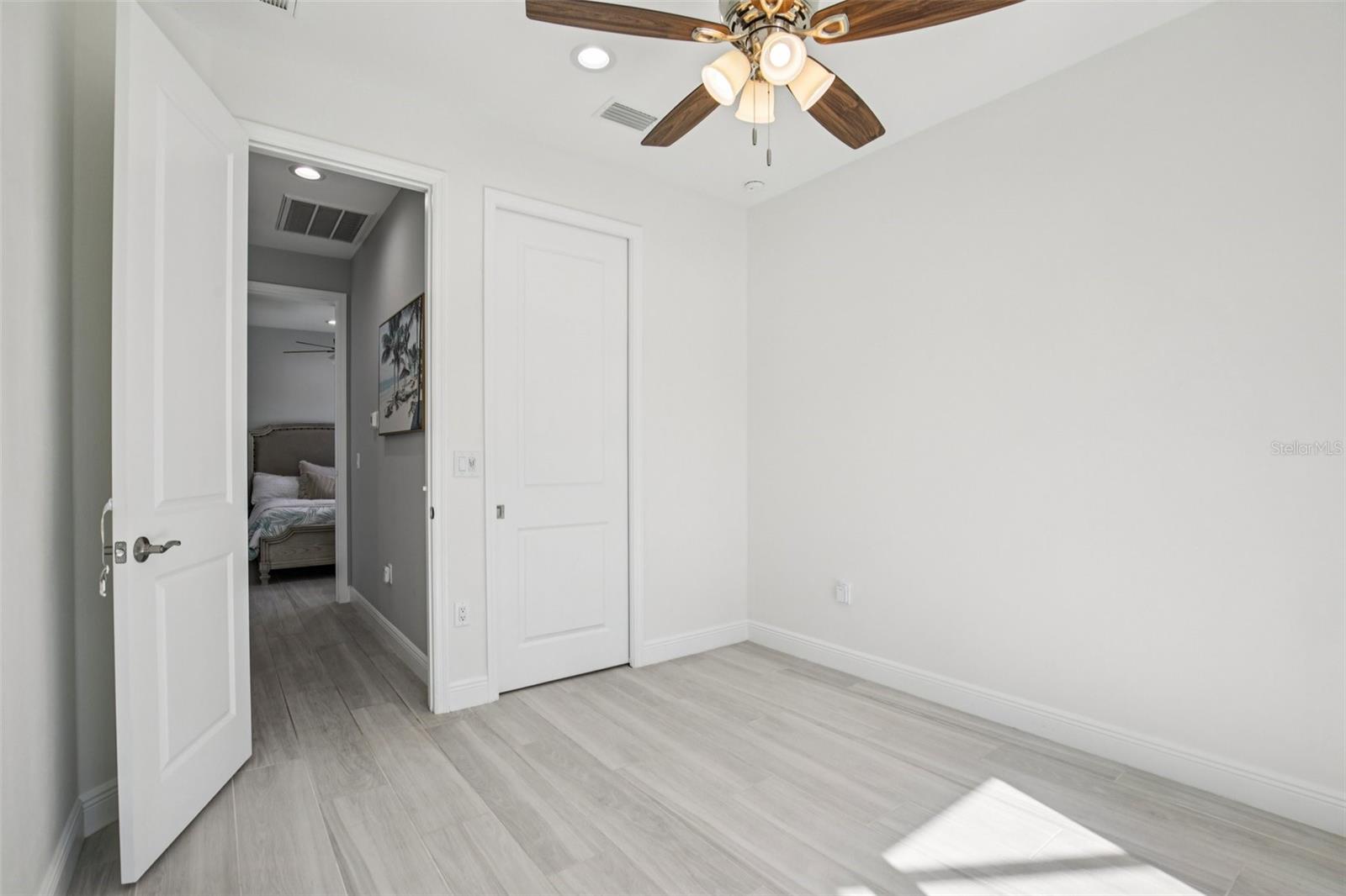 9613 MIAMI CIR, PORT CHARLOTTE, FL, 33981