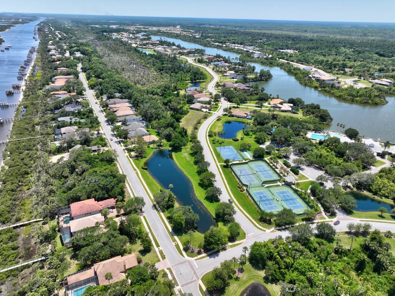 239 S RIVERWALK DR, PALM COAST, FL, 32137