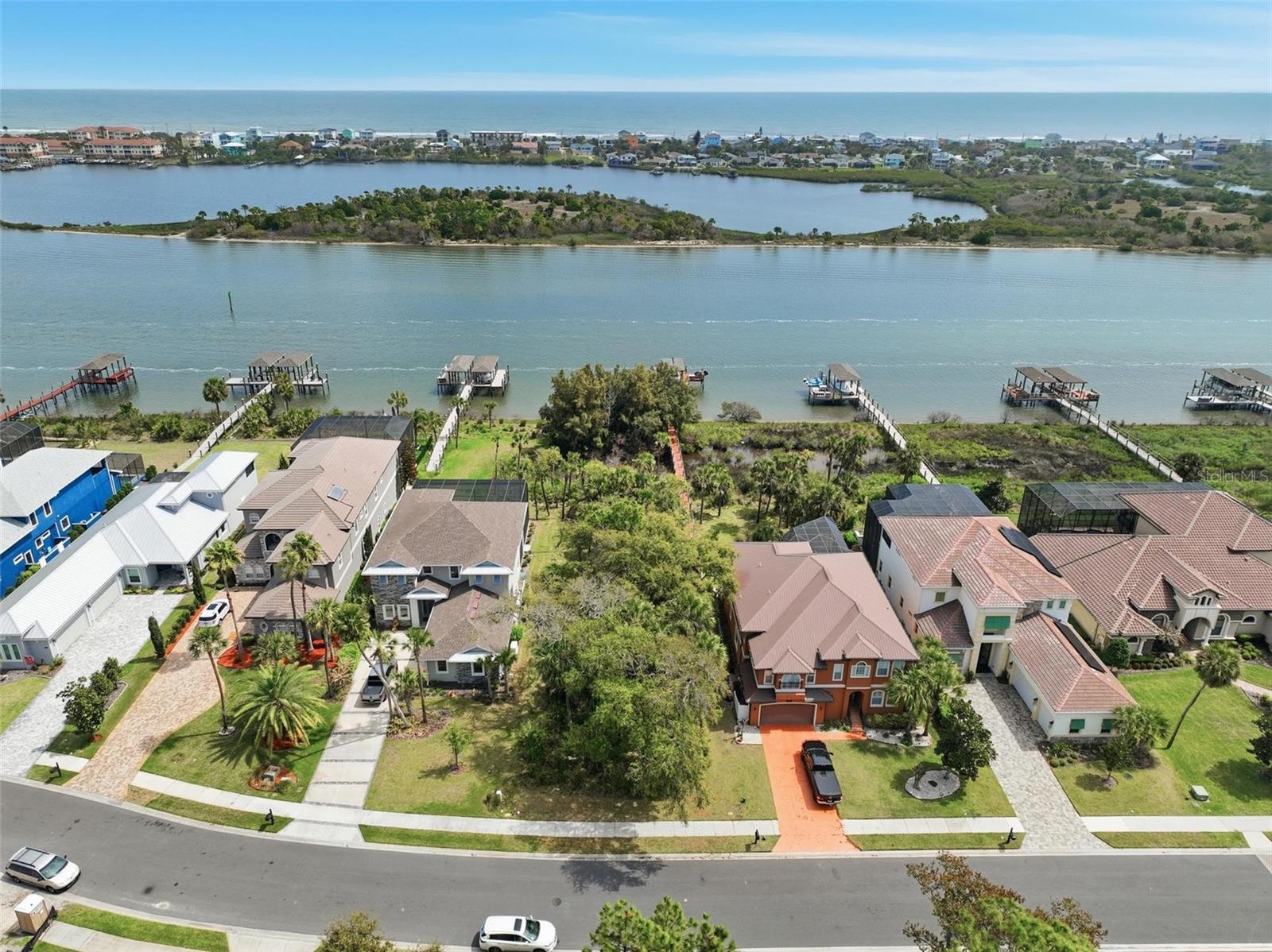 239 S RIVERWALK DR, PALM COAST, FL, 32137