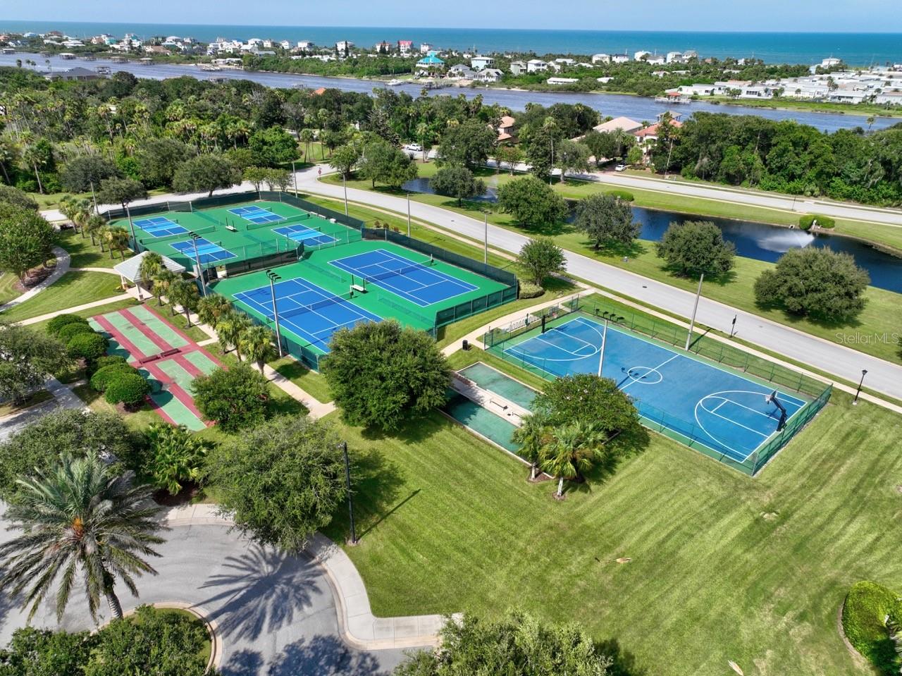 239 S RIVERWALK DR, PALM COAST, FL, 32137