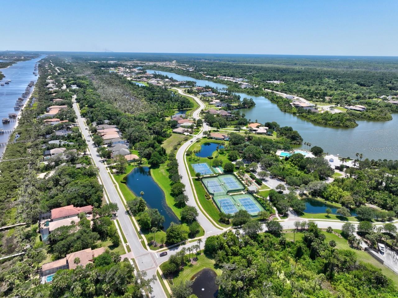 239 S RIVERWALK DR, PALM COAST, FL, 32137