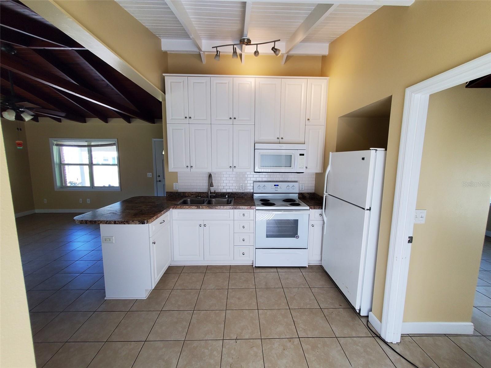 37646 HENDLEY AVE, DADE CITY, FL, 33525