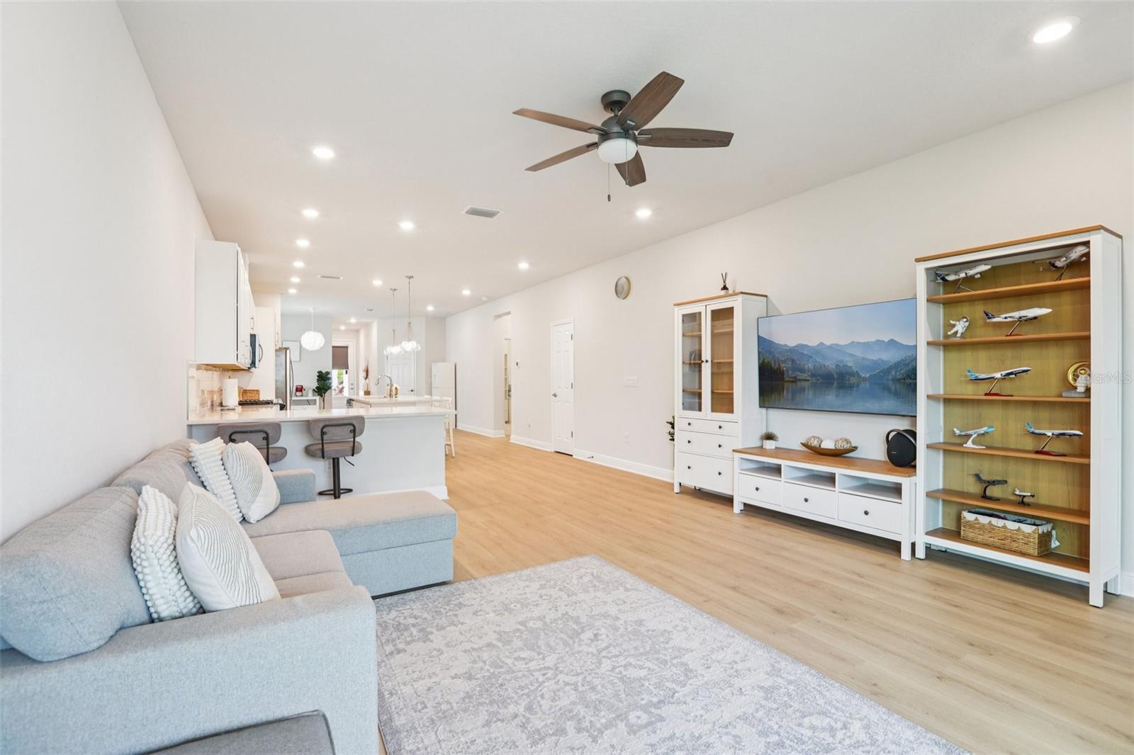 5920 HIDDEN BRANCH DR, APOLLO BEACH, FL, 33572