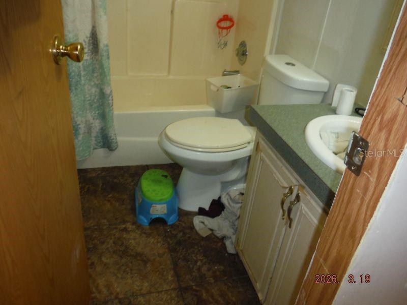 748 GREYHOUND LN, YOUNGSTOWN, FL, 32466