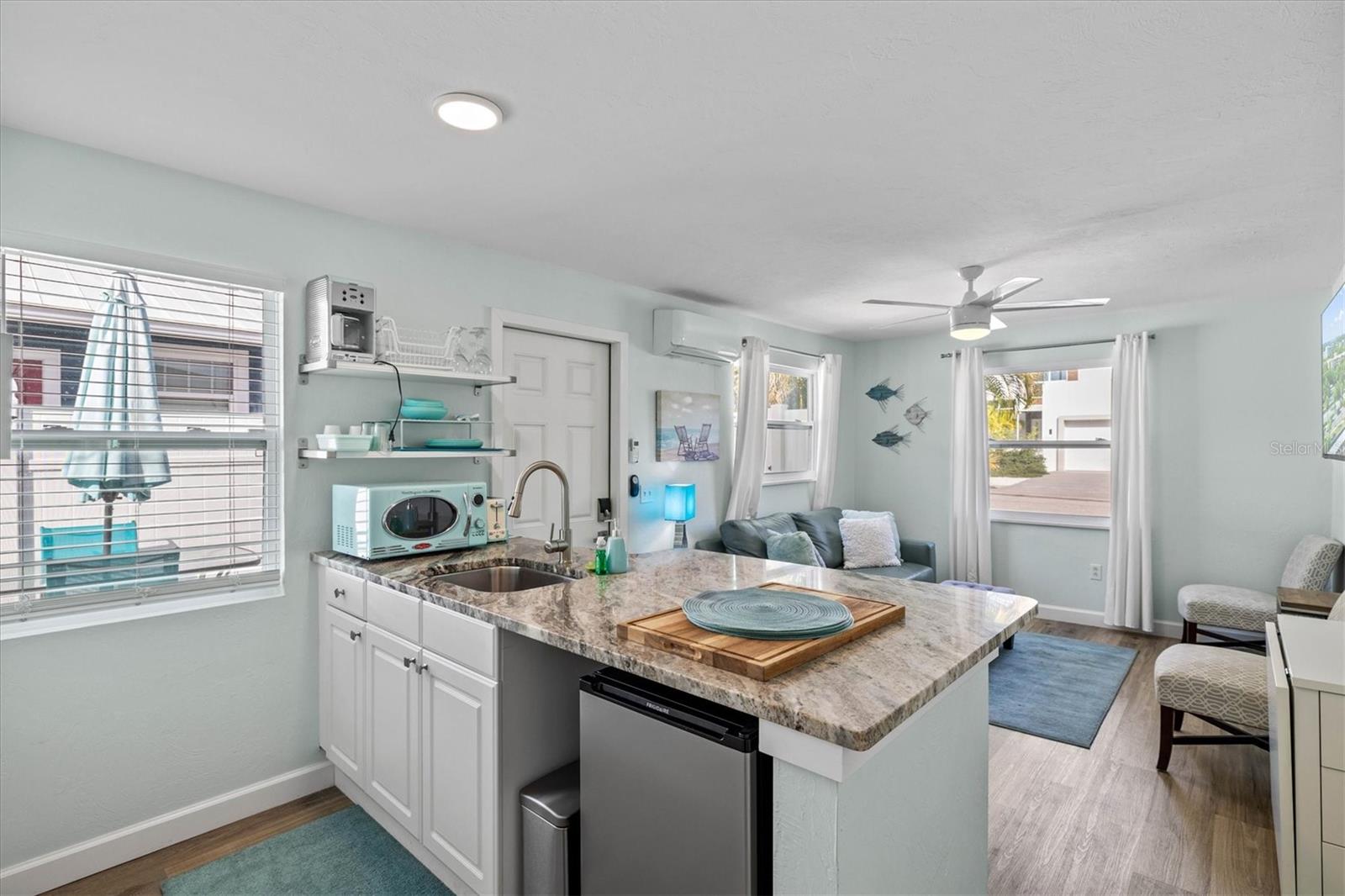 2084 GROVE ST #B, SARASOTA, FL, 34239