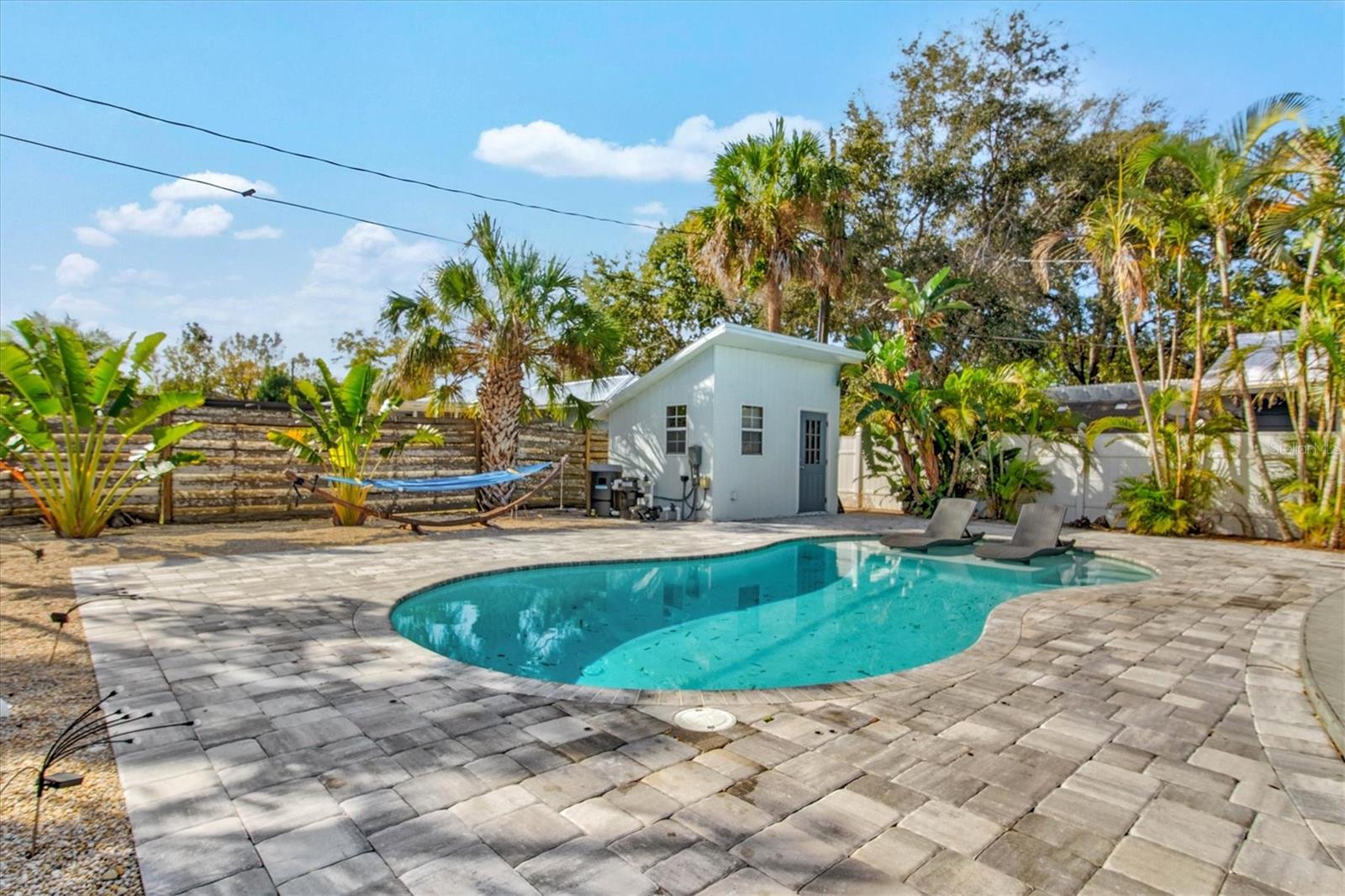 2084 GROVE ST #B, SARASOTA, FL, 34239