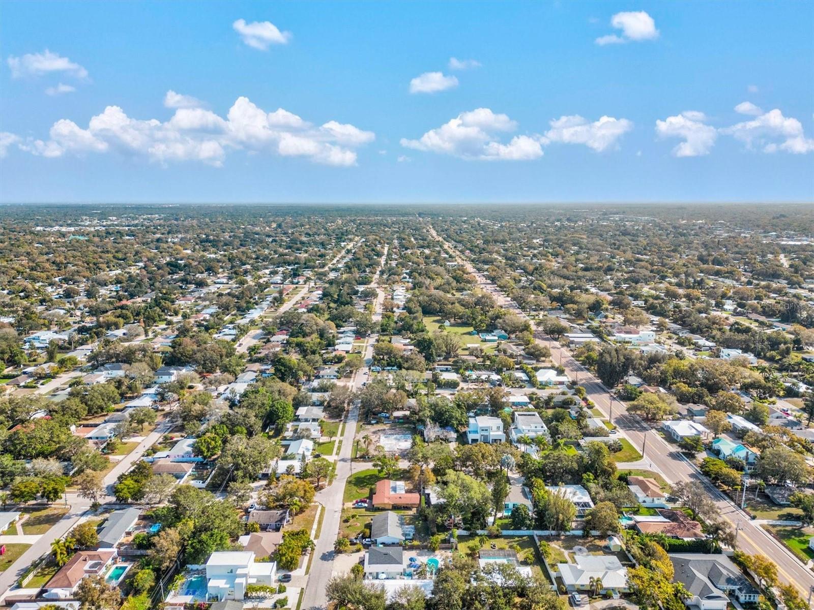 2084 GROVE ST #B, SARASOTA, FL, 34239